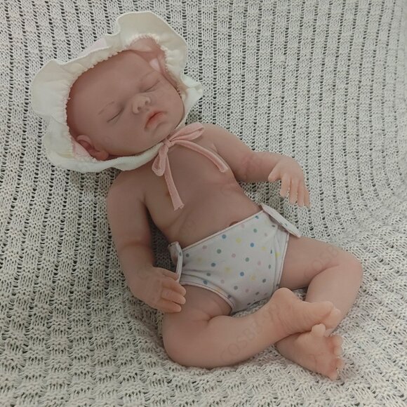 40cm Closed Eyes Platinum Silicone Sleeping Cute Newborn Reborn Baby Girl Dolls - Picture 8 of 12